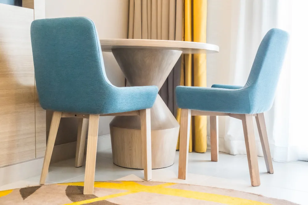 Goed zitten, goed kiezen: zo vind jij de beste eetkamerstoelen
